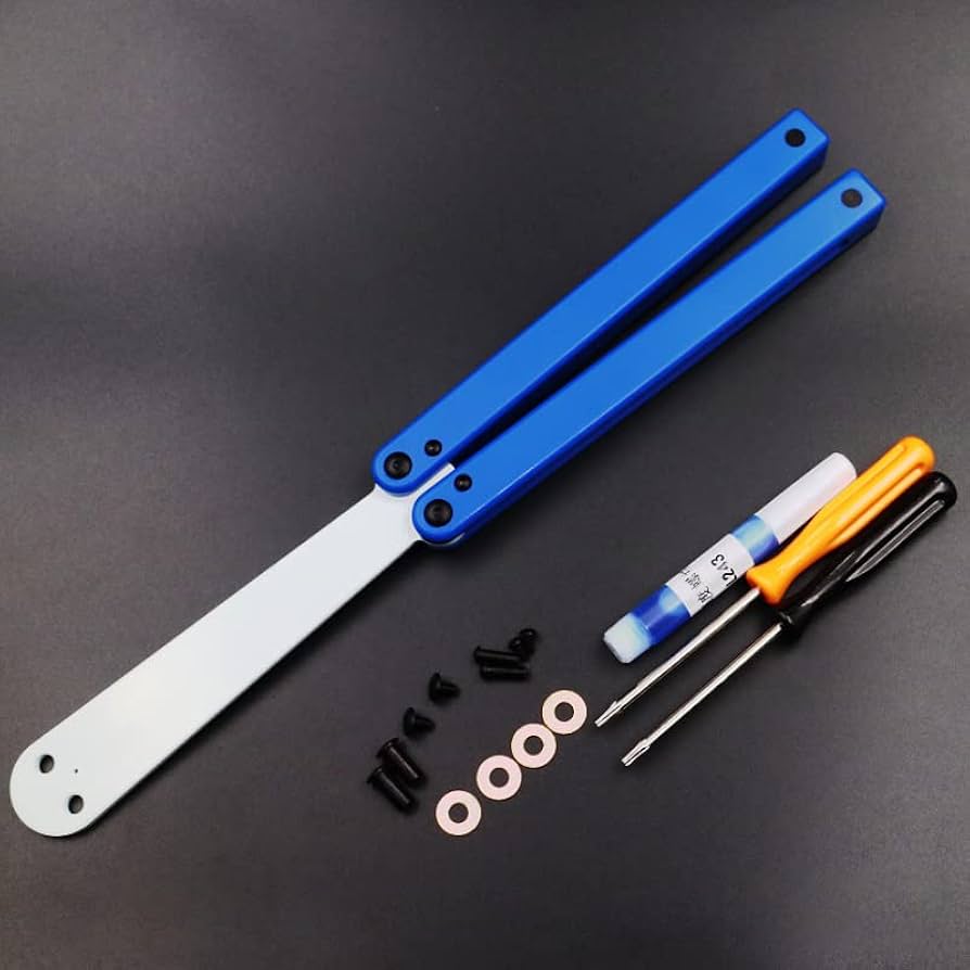 Amazon.co.jp: Squiddyクローントレーニングバタフライナイフ